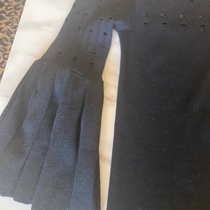 Beautiful black Bailey 44 XS top